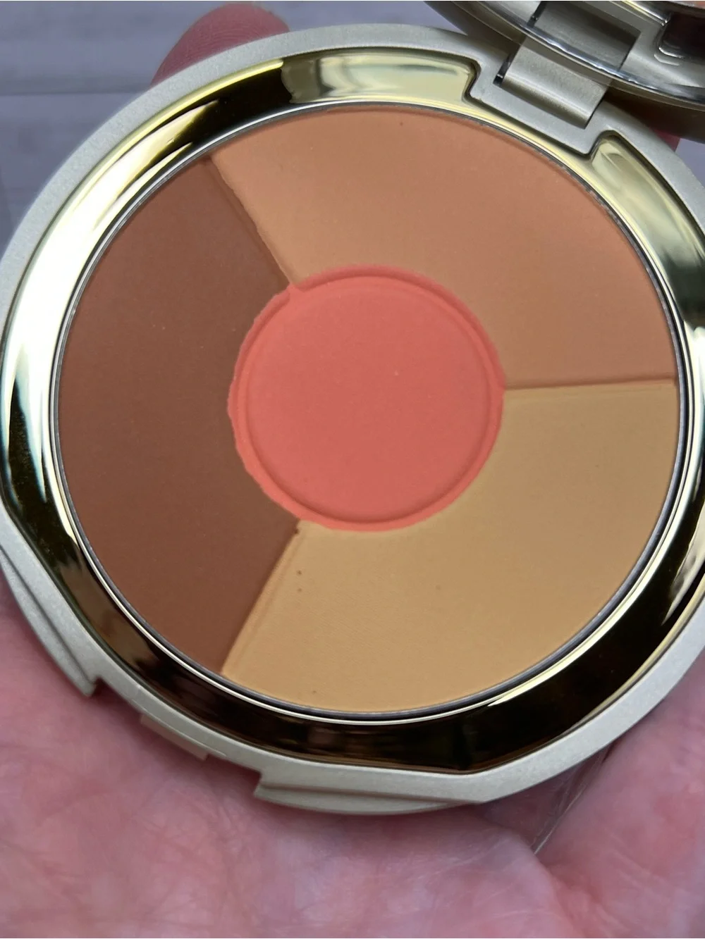 Stila One Step Correct Brightening Finishing Powder  (Deep)